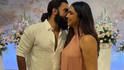 Ranveer Singh congratulates Deepika Padukone for her Hollywood Walk of Fame star. Ranveer Singh congratulates Deepika Padukone for her Hollywood Walk of Fame star.