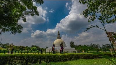 While the maximum temperature on the day was 36.9°C, a degree below normal, high humidity—between 59% and 89%—made it an uncomfortable day for the city, belying the onset of monsoon. (RAJ K RAJ /HT PHOTO) While the maximum temperature on the day was 36.9°C, a degree below normal, high humidity—between 59% and 89%—made it an uncomfortable day for the city, belying the onset of monsoon. (RAJ K RAJ /HT PHOTO)