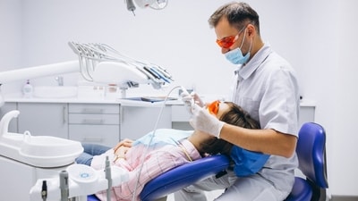 Root canal is done to fix tooth decay. (Freepik) Root canal is done to fix tooth decay. (Freepik)