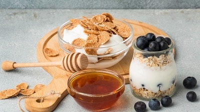 Narrowing down on the right ingredients helps you tweak your everyday meals, turning towards healthy eating sustainably. (Freepik) Narrowing down on the right ingredients helps you tweak your everyday meals, turning towards healthy eating sustainably. (Freepik)