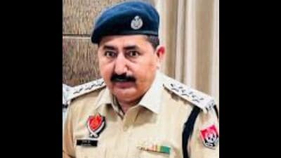 Faridkot deputy superintendent of police (DSP), crimes against women cell, Rajanpal Singh was arrested for offering a bribe of  ₹1 lakh to the reader of senior superintendent of police (SSP) Pragya Jain on Friday. (HT Photo)