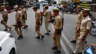 UP cop caught taking bribery (Representative image/PTI)