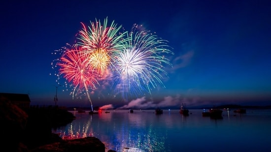 A splendid display of fireworks will be seen across the US on July 4 (Unsplash)