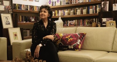 The rustic bookshelf in the background — crafted from discarded railway berth — adds a vintage charm to the space. “I collected and converted them into a shelf and bar,” shares Payal The rustic bookshelf in the background — crafted from discarded railway berth — adds a vintage charm to the space. “I collected and converted them into a shelf and bar,” shares Payal