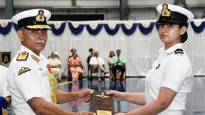 Rear Admiral Janak Bevli, ACNS (Air) presents the ‘Wings of Gold’ to Sub Lieutenant Aastha Poonia during the graduation of the Second Basic Hawk Conversion Course. (ANI) Rear Admiral Janak Bevli, ACNS (Air) presents the ‘Wings of Gold’ to Sub Lieutenant Aastha Poonia during the graduation of the Second Basic Hawk Conversion Course. (ANI)