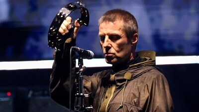 Liam Gallagher of Oasis performs, during the first of their sellout comeback shows, at the Cardiff Principality Stadium, in Cardiff, Wales, Britain, July 4, 2025. REUTERS/Suzanne Plunkett (REUTERS)