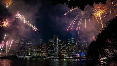 Magical fireworks lit the Manhattan skyline during Macy’s Fourth of July celebration at Brooklyn Bridge Park on July 4, 2025. (Photo by Angelina Katsanis / AFP) (AFP) Magical fireworks lit the Manhattan skyline during Macy’s Fourth of July celebration at Brooklyn Bridge Park on July 4, 2025. (Photo by Angelina Katsanis / AFP) (AFP)
