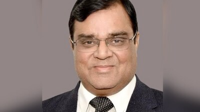 Gopal Khemka was gunned down near his residence in Patna, echoing the 2018 murder of his son Gunjan Khemka.. (X/@rajeshkrinc) Gopal Khemka was gunned down near his residence in Patna, echoing the 2018 murder of his son Gunjan Khemka.. (X/@rajeshkrinc)