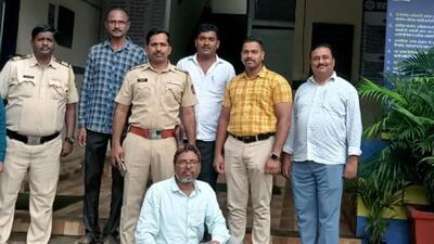 Arif Ali Hashmulla Khan (crouching), changed his name hoping it would help him escape arrest. Arif Ali Hashmulla Khan (crouching), changed his name hoping it would help him escape arrest.