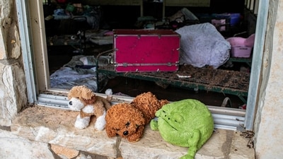 Stuffed animals sit in a windowsill at Camp Mystic after a deadly flooding in Kerr County, Texas, US, July 5, 2025. (REUTERS/Sergio Flores)