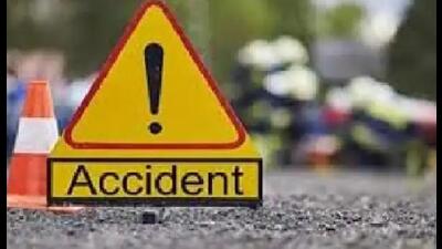 The mishap occurred near Rasulpur village on Varanasi-Gorakhpur national highway in Ghazipur district. (For Representation)