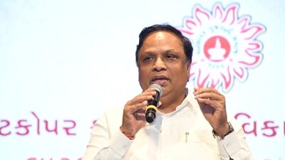 Without naming anyone, Maharashtra minister Ashish Shelar said that the state is watching how some leaders are "enjoying" other Hindus being beaten up over language row. (File/X/@ShelarAshish) Without naming anyone, Maharashtra minister Ashish Shelar said that the state is watching how some leaders are "enjoying" other Hindus being beaten up over language row. (File/X/@ShelarAshish)