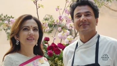 Vikas Khanna poses with Nita Ambani at his restaurant in Bungalow. (Instagram) Vikas Khanna poses with Nita Ambani at his restaurant in Bungalow. (Instagram)