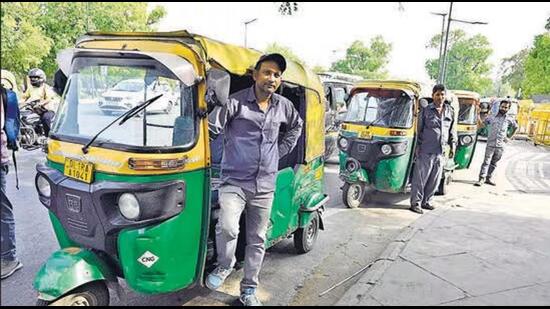 The auto, taxi drivers have also questioned the steep penalty of ₹10,000 for not wearing the prescribed uniform. (Representational image)