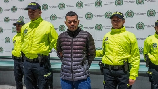 Colombian Police arrested Elder Jose Arteaga Hernandez, who is allegedly responsible for the attack on Colombian presidential candidate Miguel Uribe. (AFP)