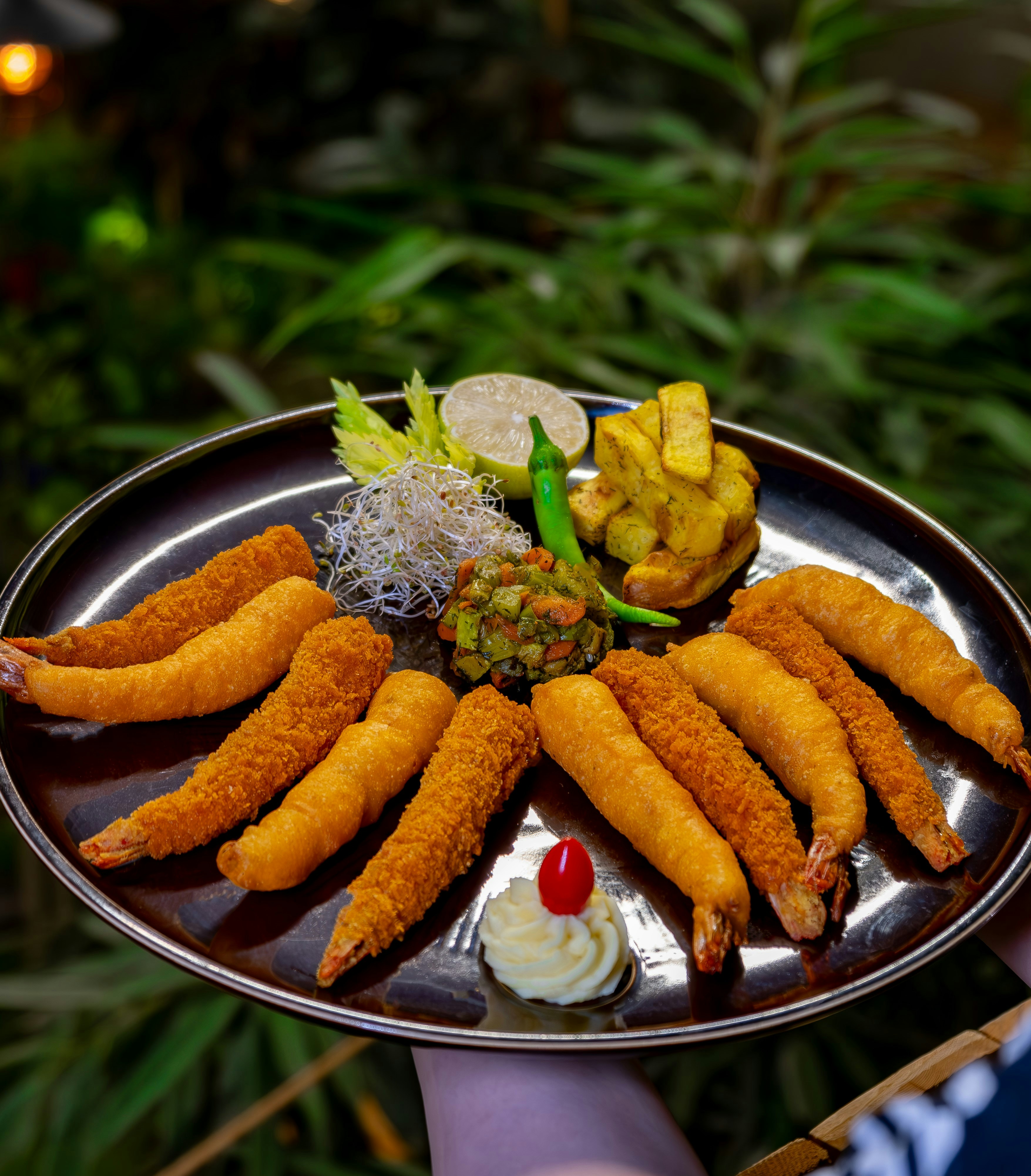 If you want to surprise guests, make a plate of baby corn pakoras (unsplash) If you want to surprise guests, make a plate of baby corn pakoras (unsplash)