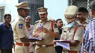 On receiving information about the body, the police immediately reached the spot and began a probe into the matter. (AFP File/ Representational) On receiving information about the body, the police immediately reached the spot and began a probe into the matter. (AFP File/ Representational)