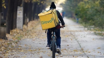 An Oxford graduate now works as a food delivery rider in Singapore (Representational image) An Oxford graduate now works as a food delivery rider in Singapore (Representational image)
