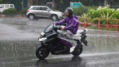 In Delhi heavy rains have persisted since early hour of Monday with yellow alert being issued throughout Delhi. (Shrikant Singh) In Delhi heavy rains have persisted since early hour of Monday with yellow alert being issued throughout Delhi. (Shrikant Singh)