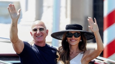 Jeff Bezos buying Vogue as gift Lauren Sanchez? Amazon CEO's wife's new cover fuels speculations (REUTERS/Guglielmo Mangiapane/File Photo) (REUTERS)