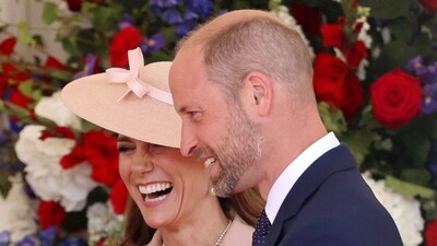 Princess Kate looked stunning in the 2024 collection's 30 Montaigne Rose Des Vents Bar Jacket, a pale pink Christian Dior design. The original, which was first designed by Christian Dior himself in 1947, served as inspiration for the piece's creation by Maria Grazia Chiuri, the brand's first female designer (AFP) Princess Kate looked stunning in the 2024 collection's 30 Montaigne Rose Des Vents Bar Jacket, a pale pink Christian Dior design. The original, which was first designed by Christian Dior himself in 1947, served as inspiration for the piece's creation by Maria Grazia Chiuri, the brand's first female designer (AFP)