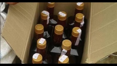 Distilleries were allegedly directed to manufacture surplus liquor and dispatch it directly to high-sales shops. (HT PHOTO/Representative) Distilleries were allegedly directed to manufacture surplus liquor and dispatch it directly to high-sales shops. (HT PHOTO/Representative)