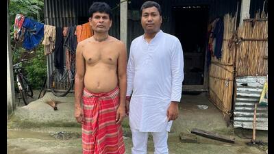 The farmer, Uttam Kumar Brajabasi (left), claimed that his family has been living in the village for at least five generations. (HT Photo) The farmer, Uttam Kumar Brajabasi (left), claimed that his family has been living in the village for at least five generations. (HT Photo)