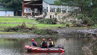 Rescue teams from neighboring states and Mexico have joined local efforts to search for survivors, which have been hindered by thunderstorms. (AFP) Rescue teams from neighboring states and Mexico have joined local efforts to search for survivors, which have been hindered by thunderstorms. (AFP)