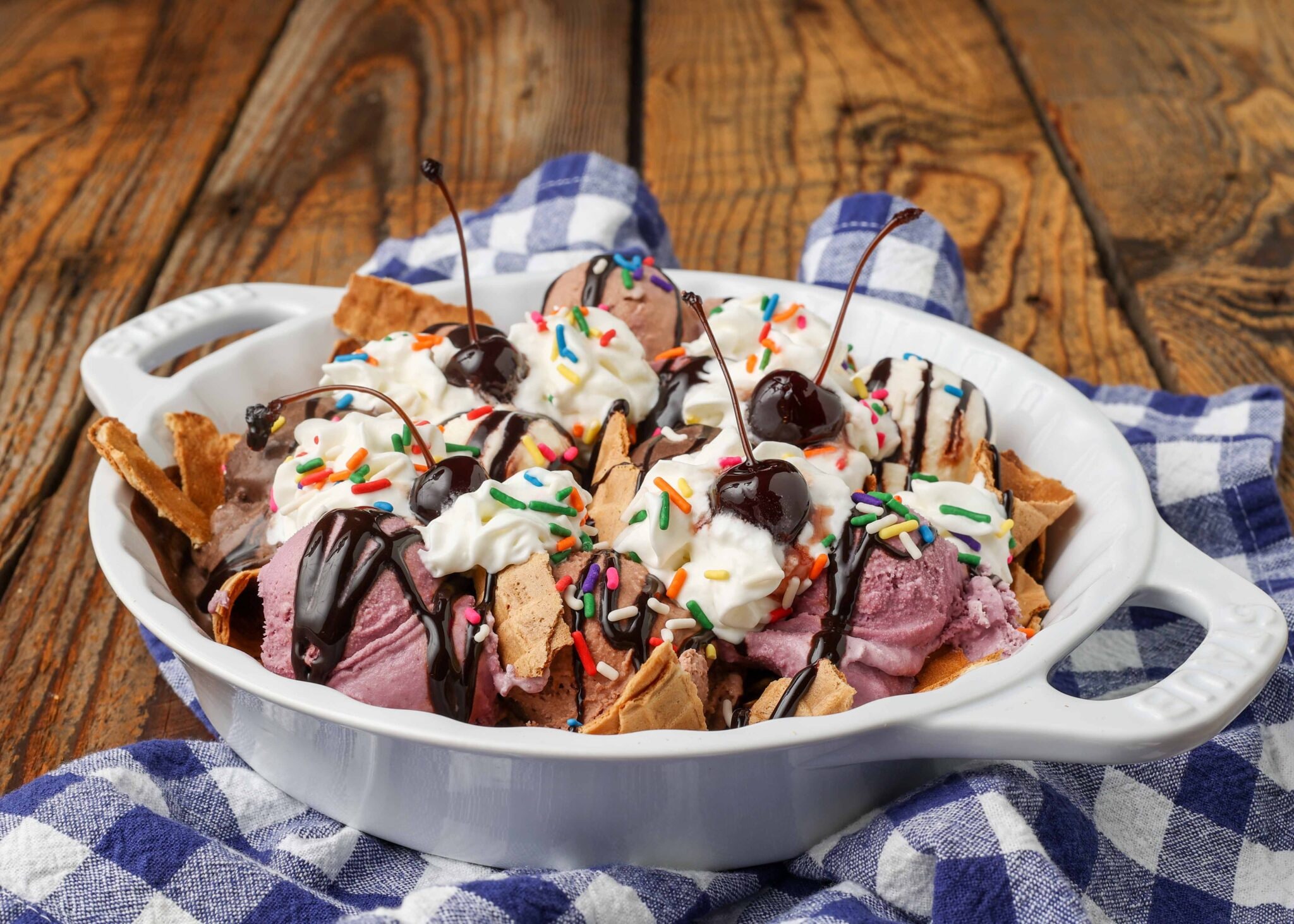 Ice Cream Nachos (Barefeet in the Kitchen) Ice Cream Nachos (Barefeet in the Kitchen)