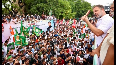 Congress leader Rahul Gandhi addresses a gathering during the Bihar Bandh called by the INDIA bloc against the ongoing Special Intensive Revision (SIR) in the state, near Shaheed Smarak in Patna, on Wednesday. (Santosh Kumar/ht) Congress leader Rahul Gandhi addresses a gathering during the Bihar Bandh called by the INDIA bloc against the ongoing Special Intensive Revision (SIR) in the state, near Shaheed Smarak in Patna, on Wednesday. (Santosh Kumar/ht)