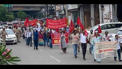 Members of different unions during a march in the city on Wednesday. They called for a focus on ending unemployment and providing unemployment allowance. (HT Photo) Members of different unions during a march in the city on Wednesday. They called for a focus on ending unemployment and providing unemployment allowance. (HT Photo)