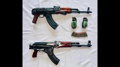 The two AK-47 rifles with 16 cartridges, two magazines, and two P-86 (high explosive) hand-grenades that were recovered from a forest area in Punjab’s border district of Gurdaspur. (X)
