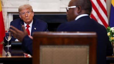 U.S. President Donald Trump hosts a lunch for African leaders of Gabon, Guinea-Bissau, Liberia, Mauritania, and Senegal in the State Dining Room at the White House in Washington, D.C., U.S., July 9, 2025. REUTERS/Kevin Lamarque (REUTERS)