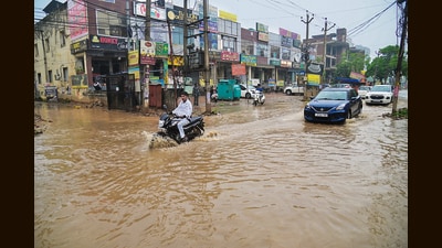 Waterlogging was reported in several parts of tricity, especially Zirakpur, even as only trace rain was recorded at the India Meteorological Department’s (IMD) observatories. (HT Photo)