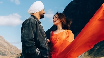 Diljit Dosanjh and Pakistani actor Hania Aamir in a still from Sardaar Ji 3 trailer. Diljit Dosanjh and Pakistani actor Hania Aamir in a still from Sardaar Ji 3 trailer.