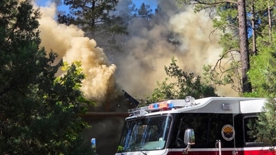 Pinetop-Lakeside fire: Residents urged to evacuate amid huge structure fire (Timber Mesa Fire and Medical District/Facebook) Pinetop-Lakeside fire: Residents urged to evacuate amid huge structure fire (Timber Mesa Fire and Medical District/Facebook)