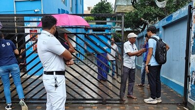 Police personnel seen as South Calcutta Law College classes resume amid an ongoing investigation into an alleged gang rape incident, in Kolkata. (ANI) Police personnel seen as South Calcutta Law College classes resume amid an ongoing investigation into an alleged gang rape incident, in Kolkata. (ANI)