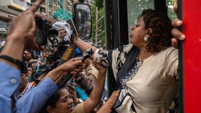 MNS party workers had called the protest to counter a stir organised by traders after a local shop owner was recently thrashed by MNS workers for refusing to speak in Marathi at Mira-Bhayandar in Thane near Mumbai. ( Satish Bate/Hindustan Times)