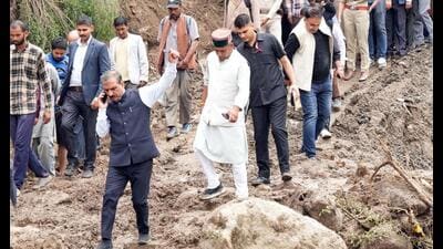 Himachal Pradesh chief minister Sukhvinder Singh Sukhu visits flood affected areas in Seraj and Nachan in Mandi district on Thursday. (Birbal Sharma/HT) Himachal Pradesh chief minister Sukhvinder Singh Sukhu visits flood affected areas in Seraj and Nachan in Mandi district on Thursday. (Birbal Sharma/HT)