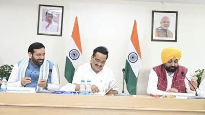Union jal shakti minister CR Patil flanked by Haryana chief minister Nayab Singh Saini and his Punjab counterpart Bhagwant Mann during the meeting on the Sutlej-Yamuna Link Canal in New Delhi on Wednesday. Union jal shakti minister CR Patil flanked by Haryana chief minister Nayab Singh Saini and his Punjab counterpart Bhagwant Mann during the meeting on the Sutlej-Yamuna Link Canal in New Delhi on Wednesday.