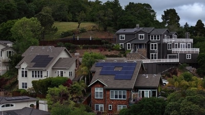 Easy credit and falling panel prices have fueled a sharp rise in residential solar-panel installations. Easy credit and falling panel prices have fueled a sharp rise in residential solar-panel installations.