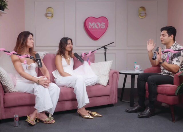 Kenny Sebastian was on Sakshi Shivdasani’s and Naina Bhan’s comedy pod last week. We love. Kenny Sebastian was on Sakshi Shivdasani’s and Naina Bhan’s comedy pod last week. We love.