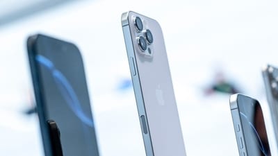 iPhone 16 Pro Max, and other flagship have been discounted heavily on Amazon. (Bloomberg) iPhone 16 Pro Max, and other flagship have been discounted heavily on Amazon. (Bloomberg)
