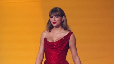 Lena Dunham's Netflix series Too Much utilizes Taylor Swift's 'Bigger Than the Whole Sky' to deepen a poignant scene. REUTERS/Mario Anzuoni/File Photo (REUTERS)