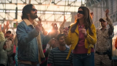 Aankhon Ki Gustaakhiyan box office collection day 1: Vikrant Massey and Shanaya Kapoor in a still from the film. Aankhon Ki Gustaakhiyan box office collection day 1: Vikrant Massey and Shanaya Kapoor in a still from the film.