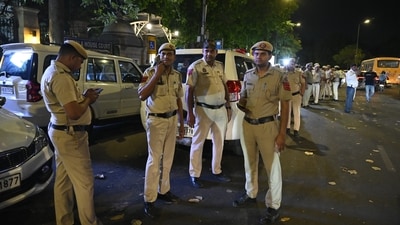 The injured were taken to Safdarjung Hospital, where, according to medical reports, they were treated for contusions and lacerations (HT Photo/Representational Image)