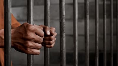 An X-ray confirmed the presence of a mobile phone inside the prisoner's stomach. (Representational Image) An X-ray confirmed the presence of a mobile phone inside the prisoner's stomach. (Representational Image)