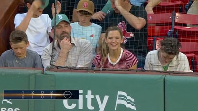 Ben Affleck and Jennifer Garner with their kids at the game in Boston. Ben Affleck and Jennifer Garner with their kids at the game in Boston.