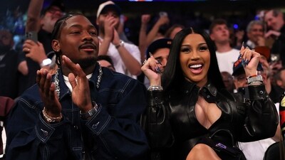 Cardi B addresses rumors about her hygiene amid breakup rumors with Stefon Diggs after deleting him from Instagram. (Getty Images via AFP) Cardi B addresses rumors about her hygiene amid breakup rumors with Stefon Diggs after deleting him from Instagram. (Getty Images via AFP)