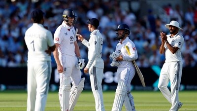 Shubman Gill (third from left) collided with Zak Crawley in the last over of the day. (Reuters)